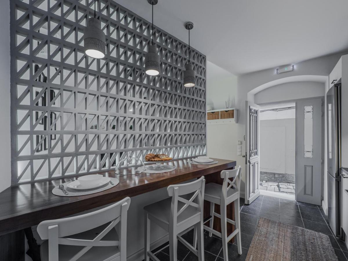 Little Corfu Town Apartment Bagian luar foto